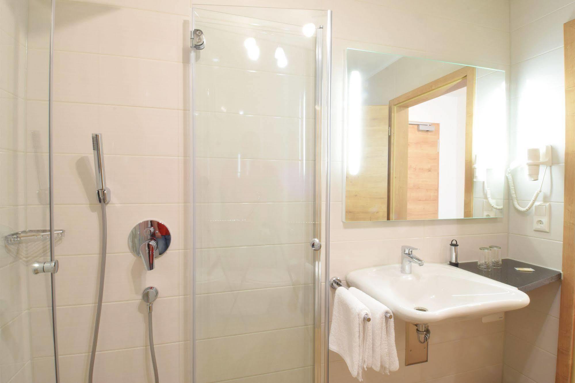 Aparthotel Donaustern Asbach-Bäumenheim Zewnętrze zdjęcie