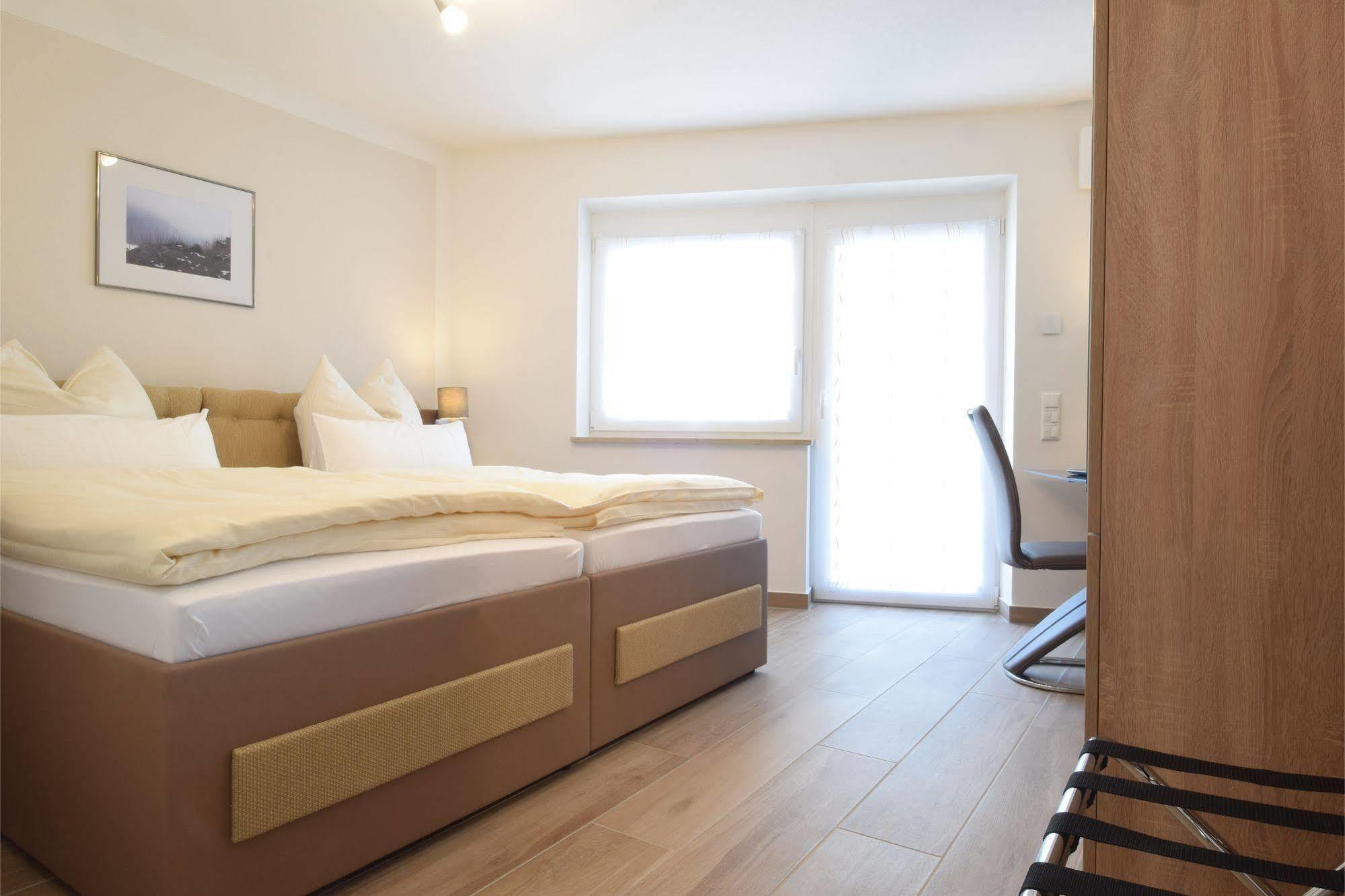 Aparthotel Donaustern Asbach-Bäumenheim Zewnętrze zdjęcie